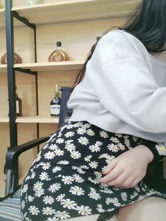 推特网红美少女柚子猫最新作品～穿着柚子猫的丝袜来操穿着丝袜的柚子猫～